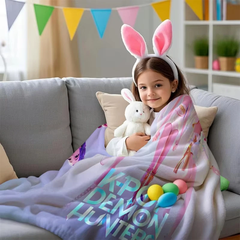 ผ้าห่มลาย KPop Demon Hunters ผ้าฟลานเนล ผ้าห่มนุ่มสบาย พิมพ์ลายรูมิ มิรา โซอี้ ใช้ได้กับรถยนต์ แคมป์ปิ้ง โซฟา ผ้าห่มอเนกประสงค์สำหรับเดินทาง ของขวัญคริสต์มาส