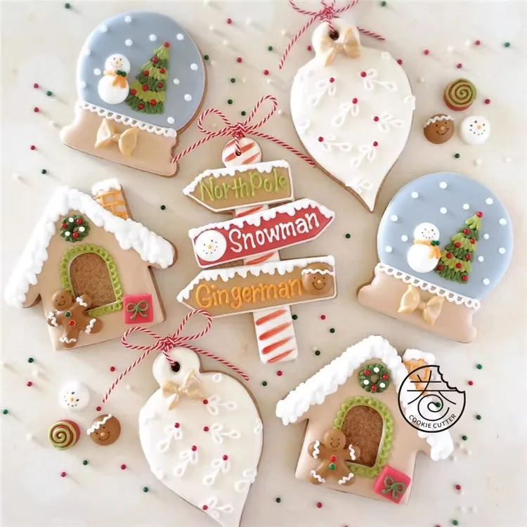 Christmas Gingerbread House Cookie Cutter Signpost Crystal Ball Biscuit Stamp Xmas Tree Hanging Decoration DIY Hand Pressed Mold