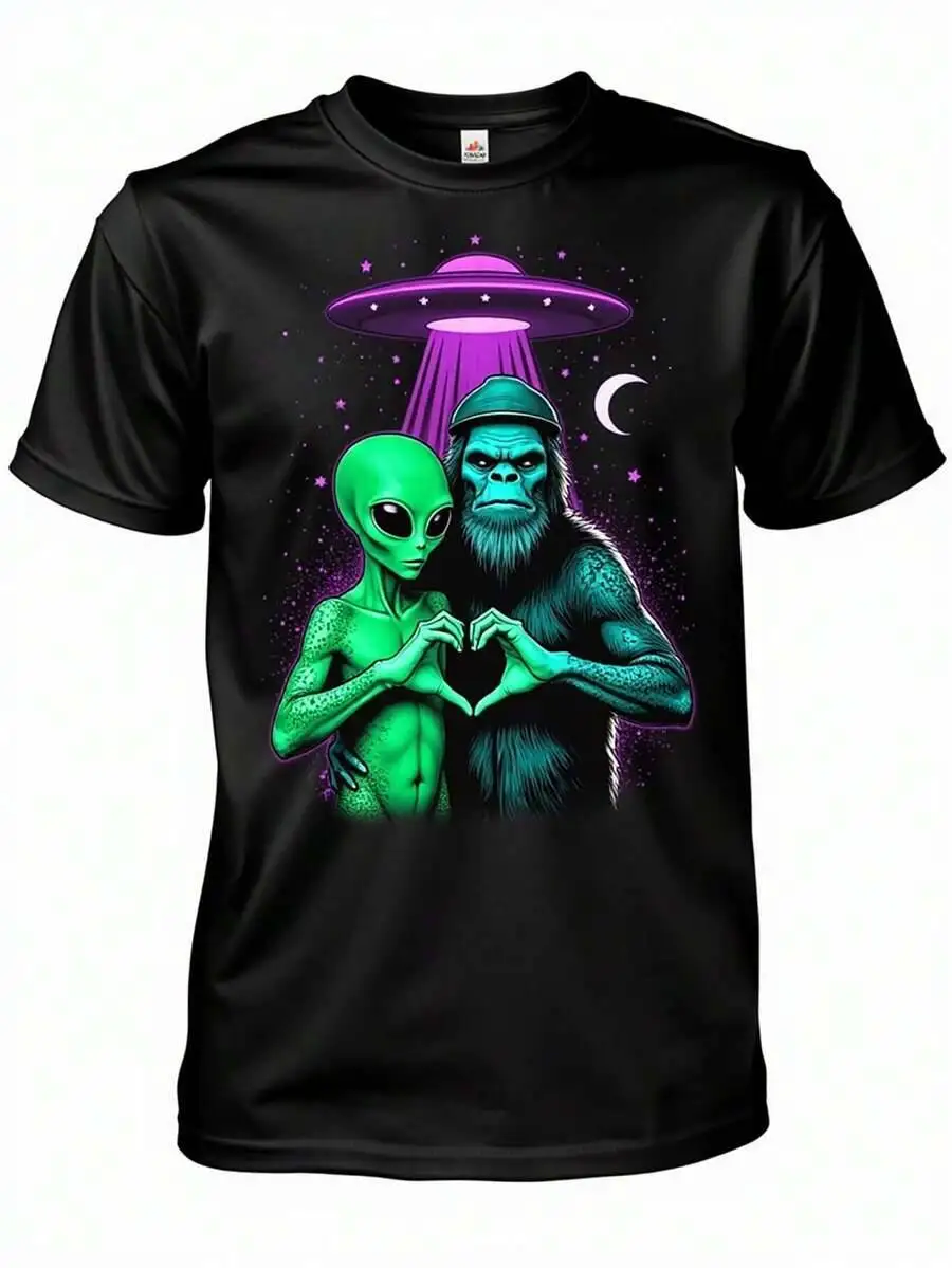 Men's Fun Alien Gorilla Love T-Shirt, Black Round Neck Short Sleeve, UFO Pattern, Soft And Breathable, Perfect Summer Theme  100% Cotton Trendy Y2K Short-Sleeve Tee-Soft, Quick-Drying, Moisture-Wicking, Great Gift for Christmas or Halloween.