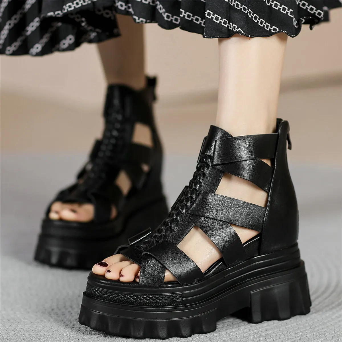 

Summer Pumps Shoes Women Cow Leather Wedges High Heel Gladiators Sandals Female Open Toe Platform Fashion Sneakers Casual Shoes