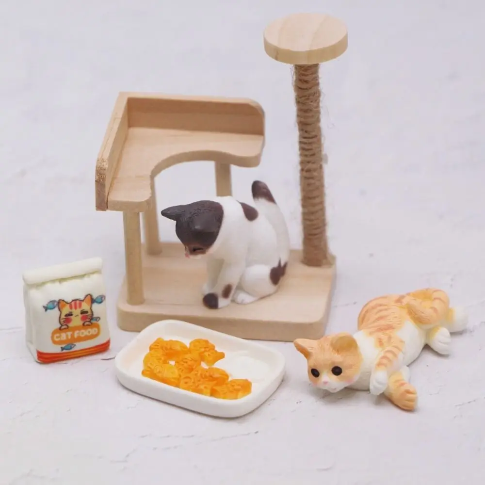 Wooden Miniature Cat Climbing Frame Cat Tree Scratching Dollhouse Cat Tree Model Reversible Resin Dollhouse Mini Pet Cat Toys