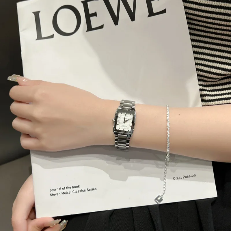 Женские кварцевые часы с календарем, водонепроницаемые часы с браслетом из нержавеющей стали и циферблатом из циркония, 2022