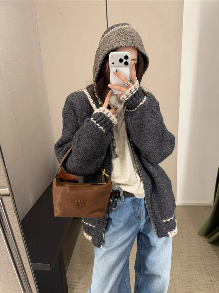 

Vintage Contrast Color Knitted Doll Collar Open Cardigan Winter 2025 Women's Fashion Classic Low Class Quick Delivery