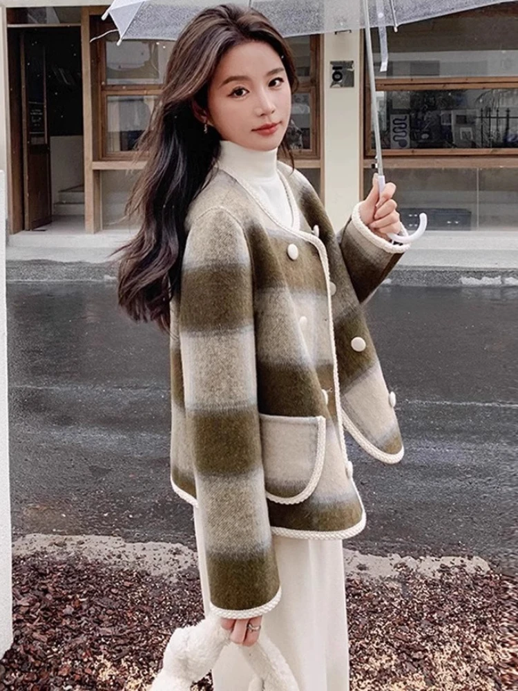 

New Retro Plaid Coat Women's Casual Long Sleeved Elegant and Fashionable Short Jacket Autumn Winter Double Breasted Women's Top