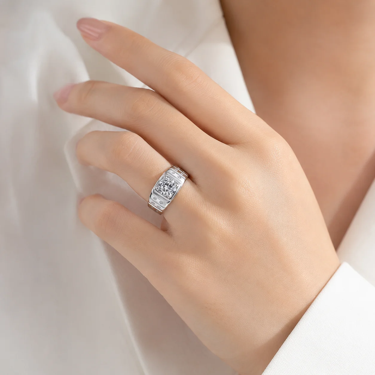 LongZhe Moissanite Ring Silver 925 Ring for Men 2CT 8.0mm Round Cut CZ Side Stone Adjustable Mens Ring Fine Jewelry Gift Party