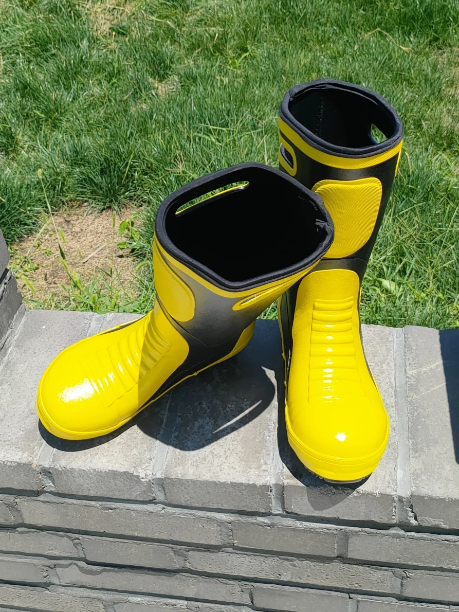 Men's Steel Toe mid High Tube Thick Bottom Wear Resistant Rain Boots Anti Crush And Labor Protection Water Shoes