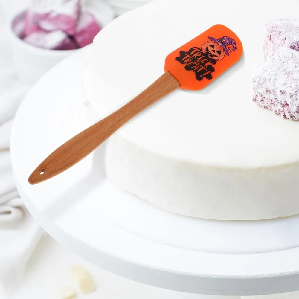 Halloween Silicone Baking Spatula Non-Stick Cream Scraper with Wooden Handle Heat Resistant Kitchen Tool for Cooking and Mixing