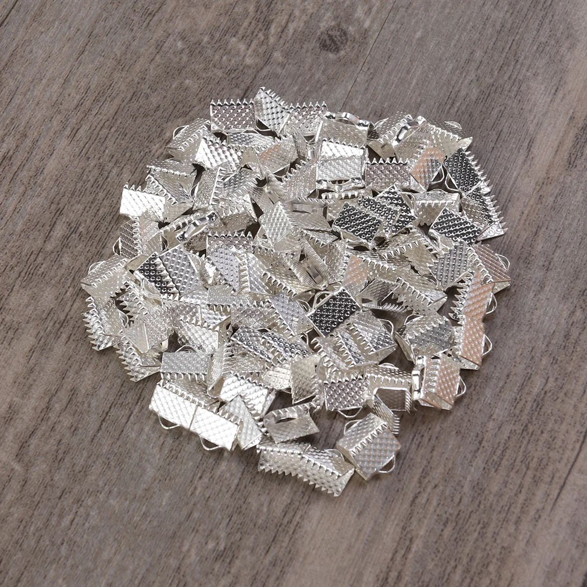 100 PCS Fasteners Clasps Silver Plated Ribbon Ends Textured Crimp Clamps Zipper Clip Mazi Buckles Clips