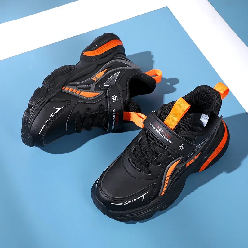 Scarpe da tennis per sport all'aria aperta originali leggere alla moda per bambini Scarpe da ginnastica per bambini Scarpe da corsa antiscivolo traspiranti in mesh