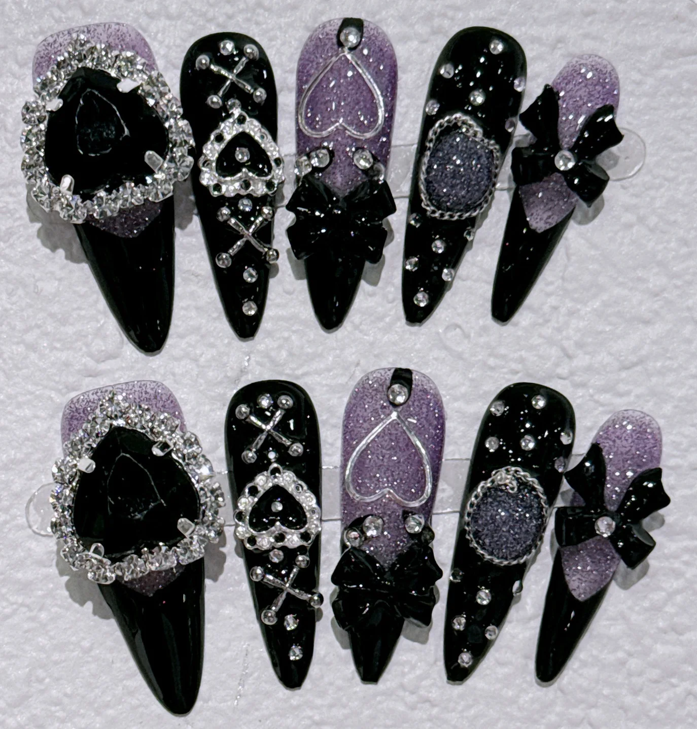 

10PCS Gothic Handmade Press On Nails Art Long Pointed Shape Love Diamond Punk Metal Chain Street Cool Full Cover Fake Nails Gift