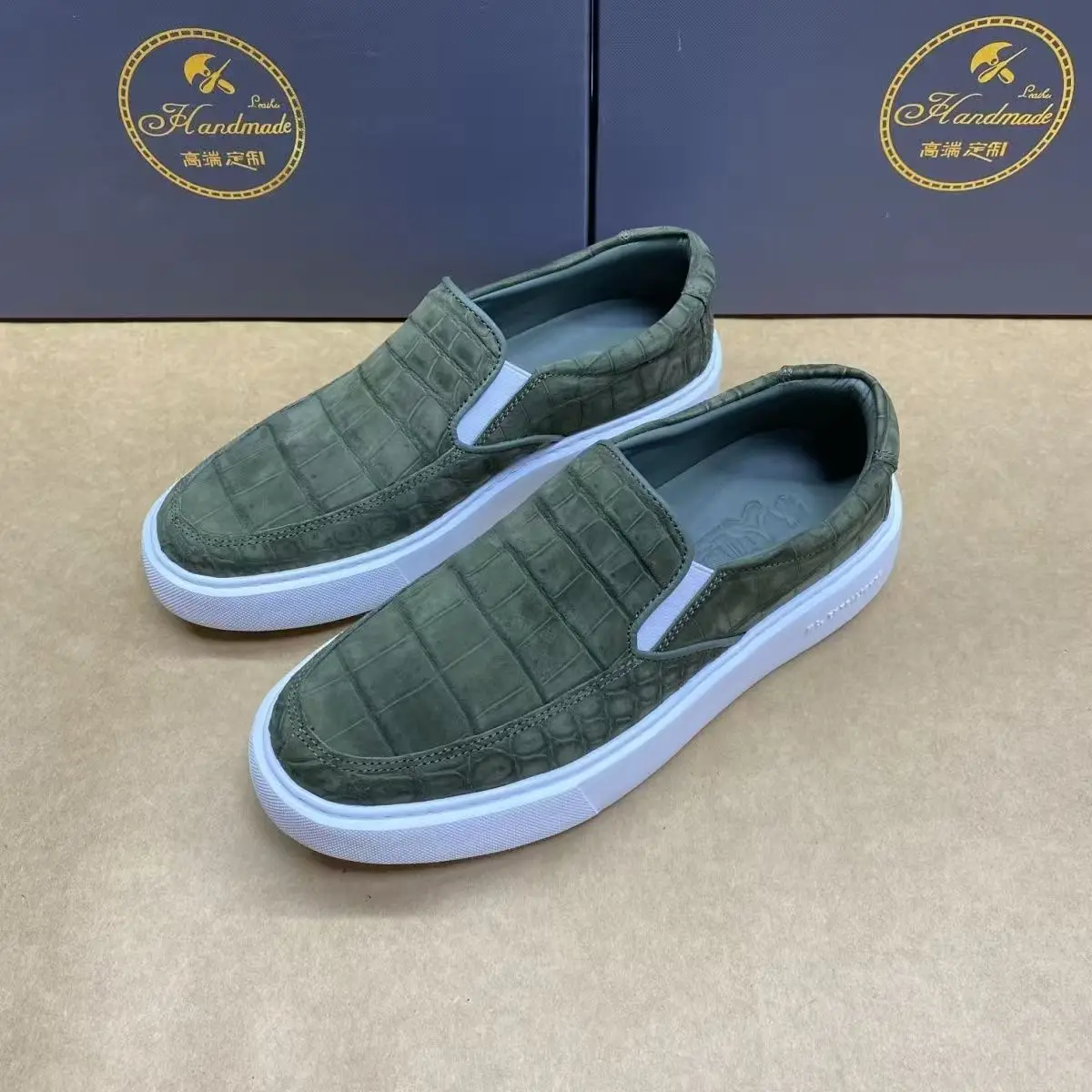 

2025 new arrival Fashion Crocodile Skin causal shoes men,male Genuine leather sneakers pdd695