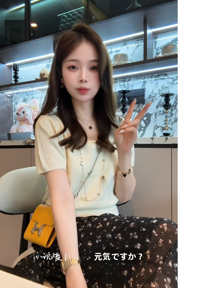 

Spring Early Simple Beautiful Knitted Sweater Women's round Neck Short Sleeve Overhead Casual Style Comfortable Fit M9761