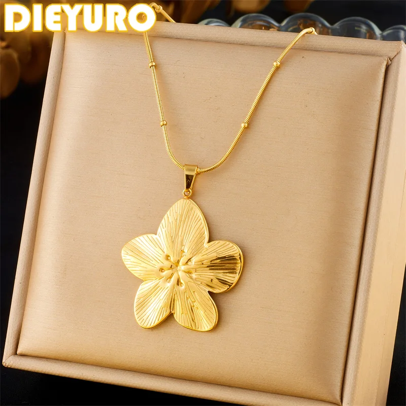 DIEYURO 316L Stainless Steel Golden Striped Five Leaf Flower Pendant Necklace For Women Girl New Concise Neck Chain Jewelry Gift