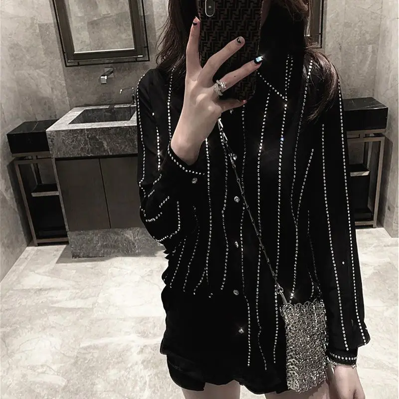 Luxury Blingbling Vertical Hot Drilling Loose Women Shirts 2025 New Spring Retro Design Black Long Sleeve Blouses Chiffon Top