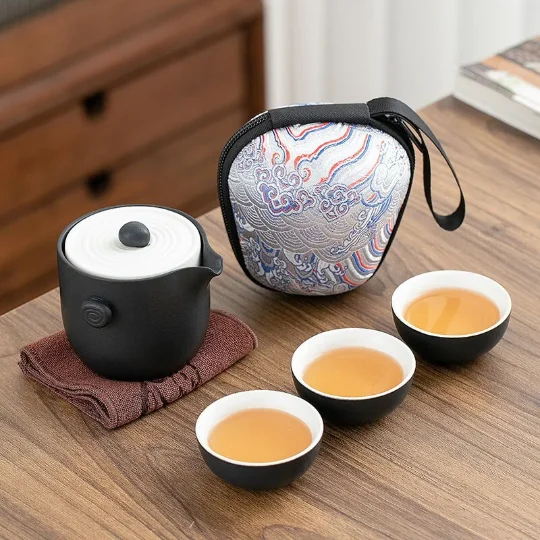 

LUWU Chinese Ceramic Teapot with 3 Cups Portable Travel tea set Tea Cups of Tea Ceremony