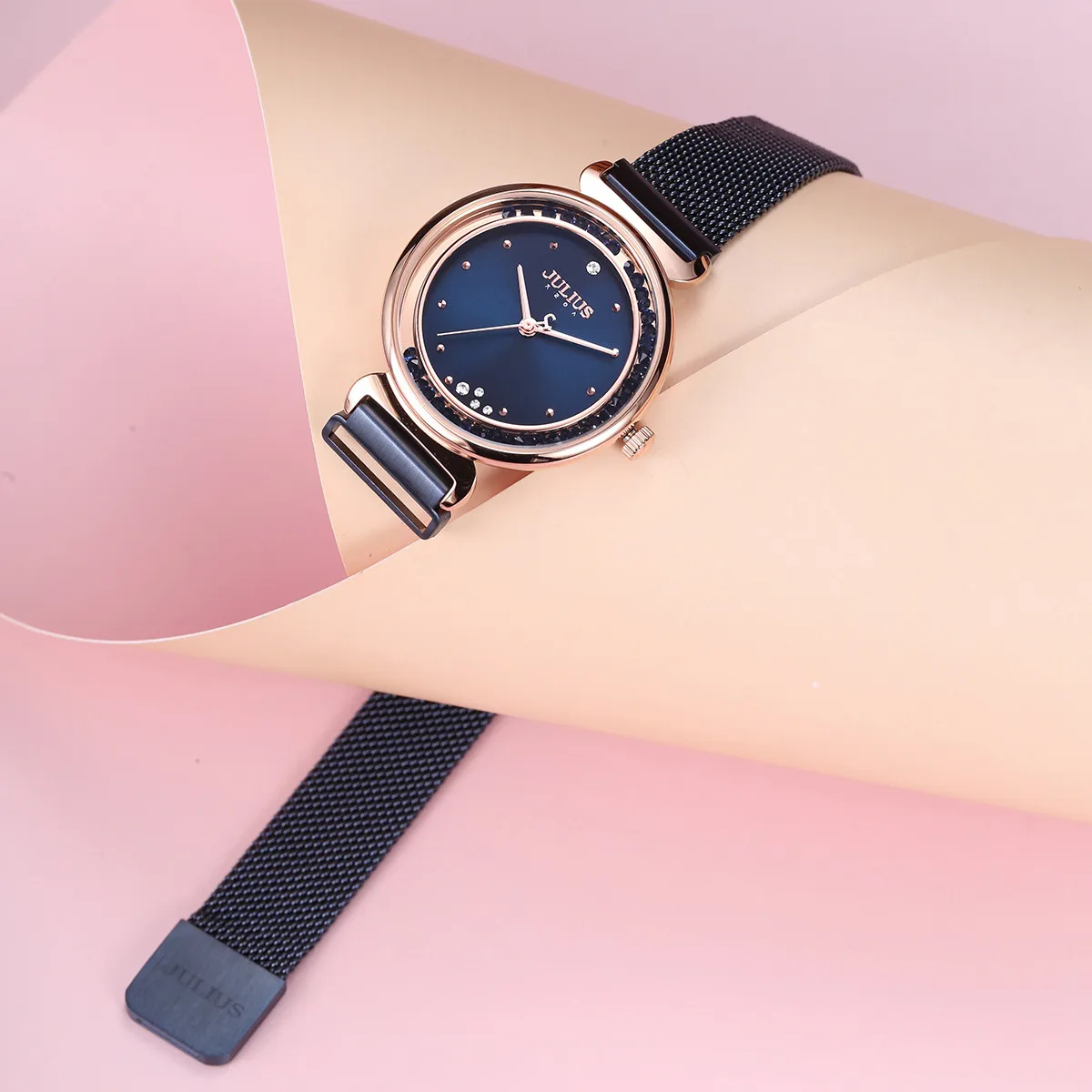 Magnetic Buckle Moving Crystal Women's Watch Japan Mov't Lady Hours Fine Fashion Steel Bracelet Girl's Gift Julius Box 1224