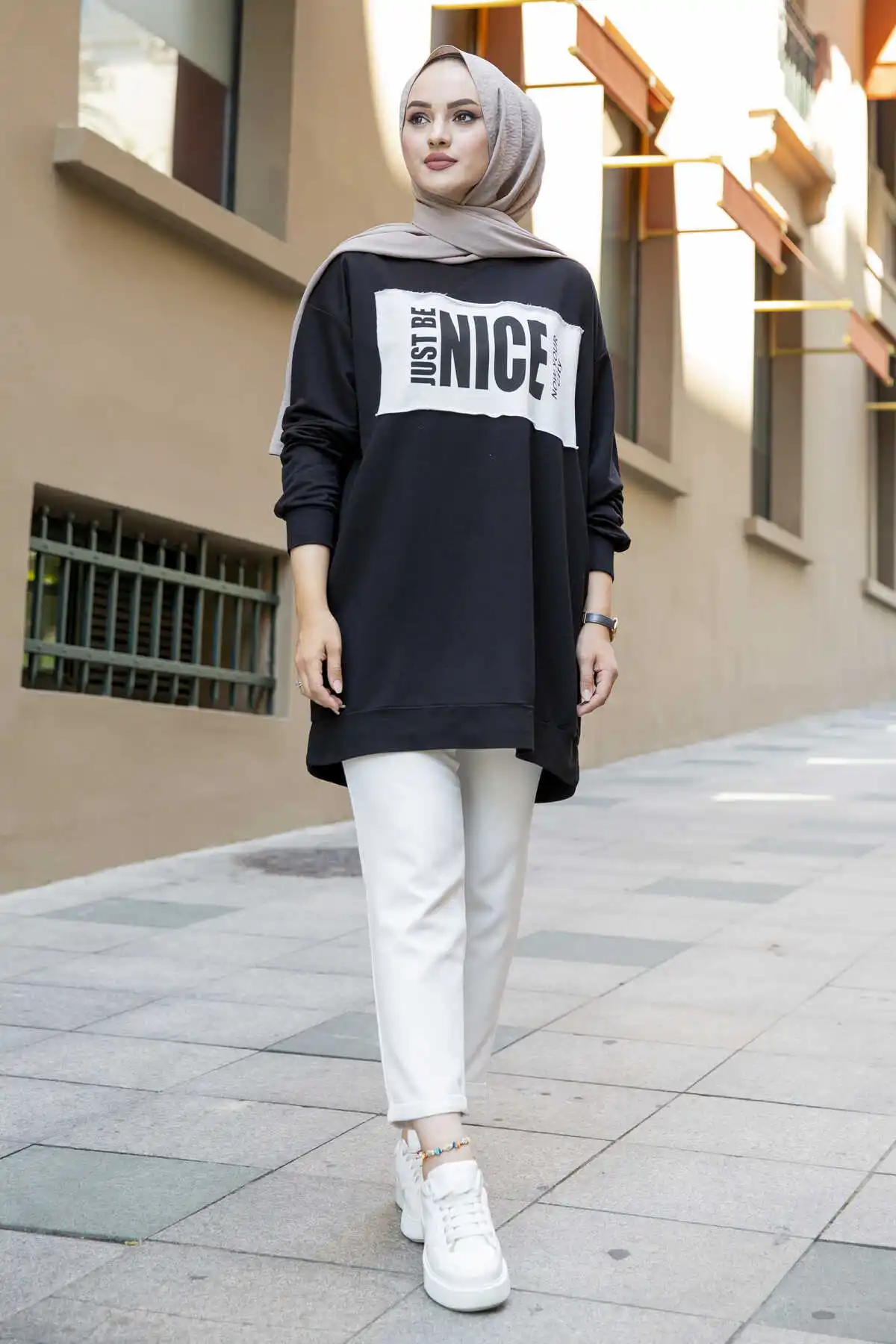 

Nice Written Sweat NY-Black