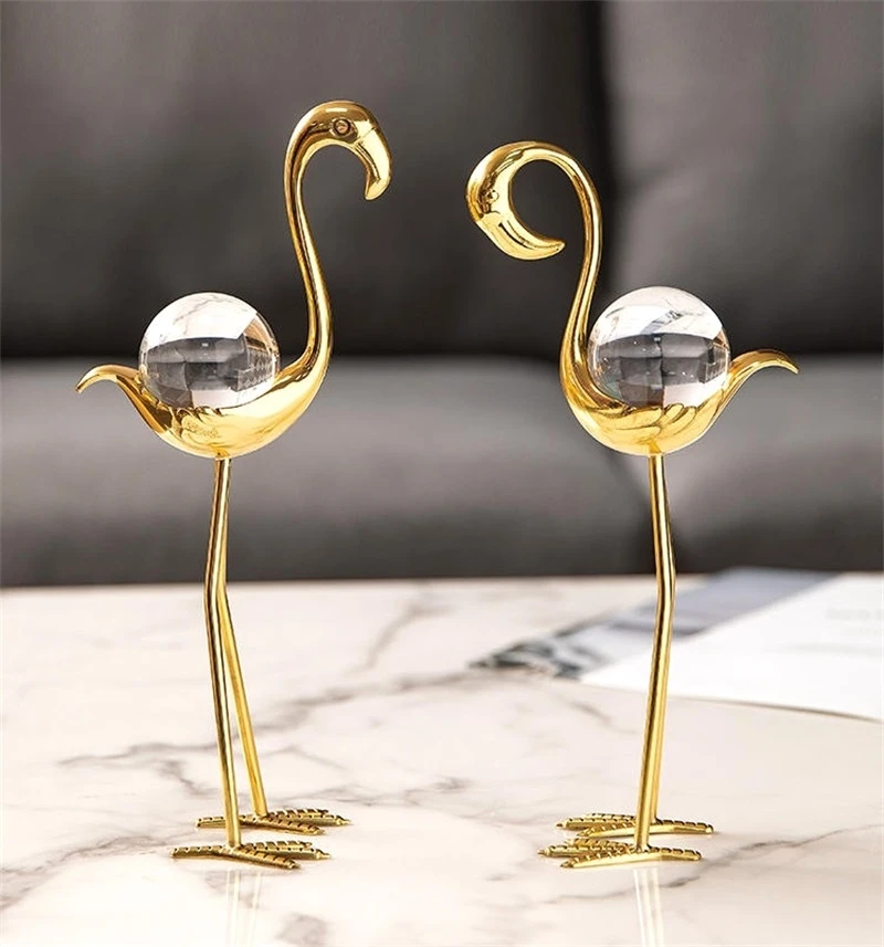 Abstract Copper Couple Flamingo Statue Handmade Flamingo Lovers Sculpture Crystal Ball Ornament Craftworks Decor Living Room