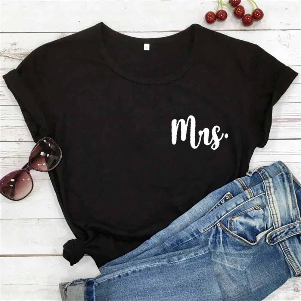 Mr Mrs Pocket Print T-shirt Casual Matching Newlywed Tees Tops Honeymoon Anniversary Gift Shirt Men Women Couples Tshirt