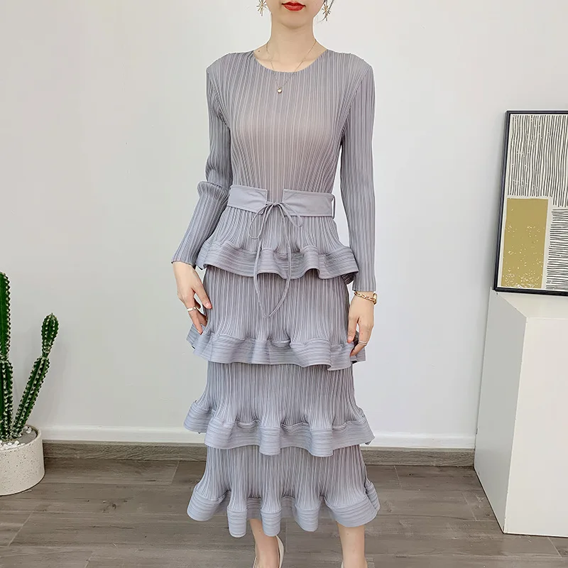 

2025Latest Clothing Custom Miyake Pleated Lotus Leaf Flower Design Dresses Women Lady Elegant Women Dresses