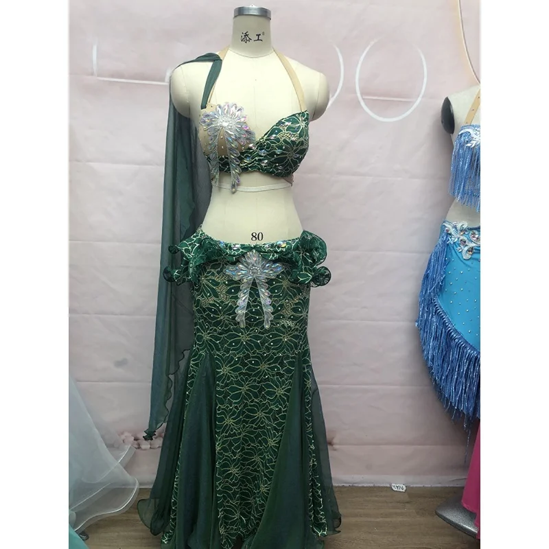 

een Long Skirt And Bra Set Women's Belly Dance Performance Outfit Rhinestone Embellied New Sle Dance Costume