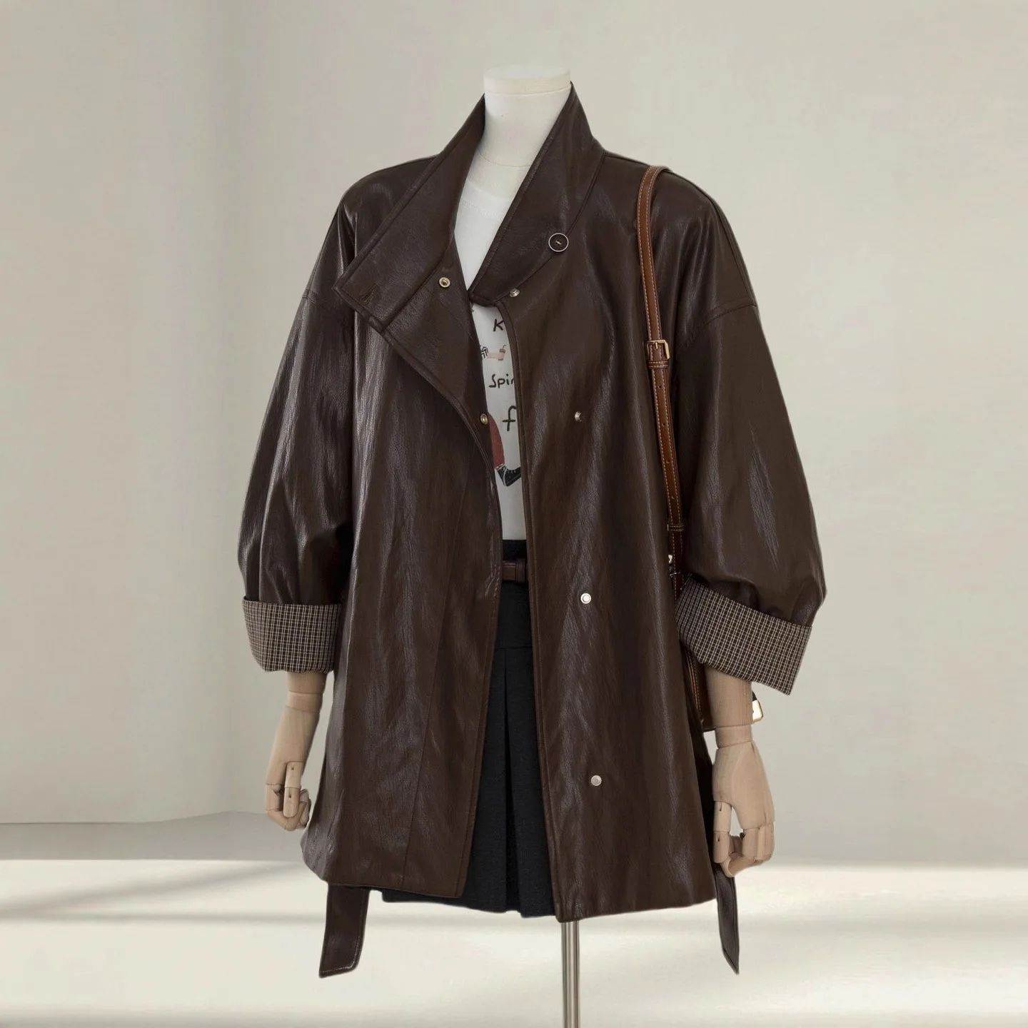 

Texture Coffee Colored Leather Jacket for Women in the Spring and Autumn of 2025 New Loose and Slimming Style with Lace Up Lea