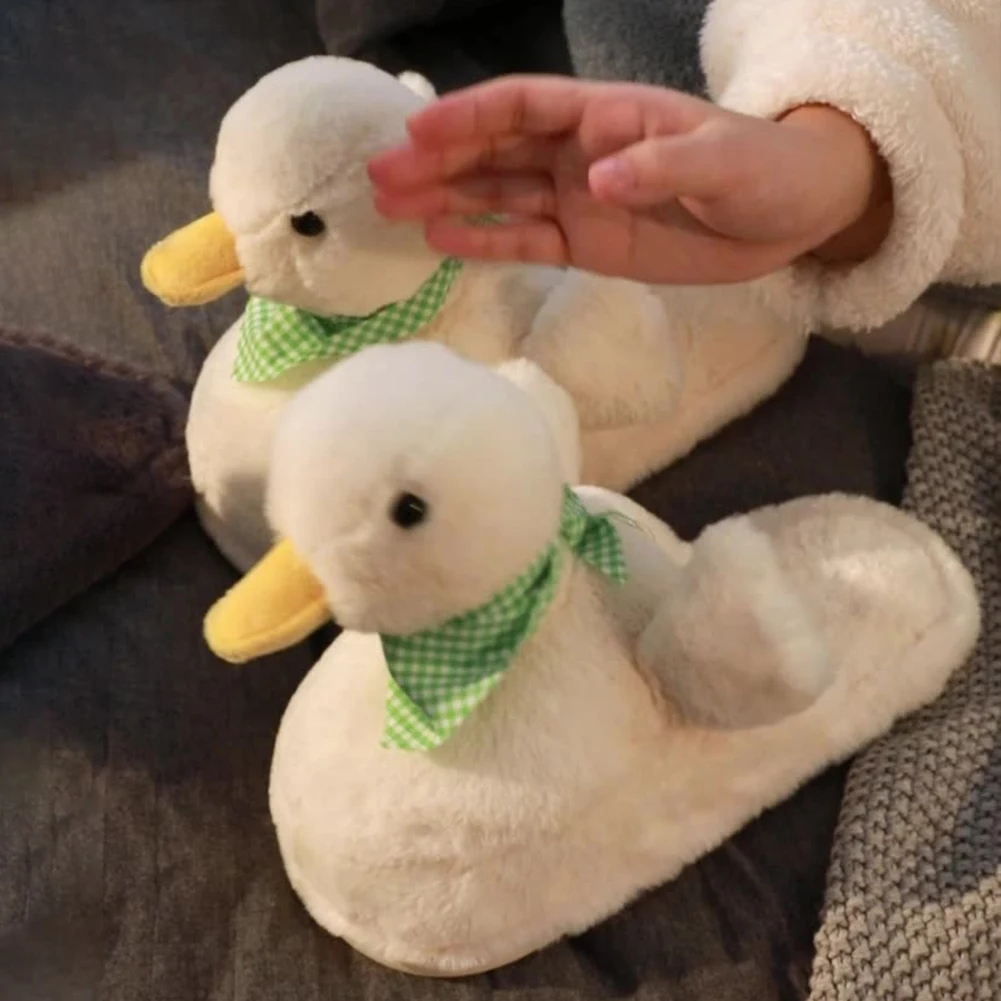 

Plush Duck Slippers Cartoon Animal Slippers Anti Slip Fluffy Preppy Slippers Comfortable Slip-on House Shoes for Indoor Bedroom