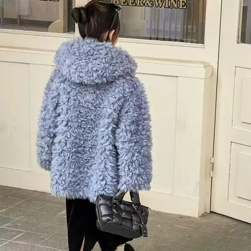 2024 Winter New 100% Wool Sheep Shearing Fur Coat For Girls Horn Button Lamb Wool Fur Hooded Warm Jacket A4248