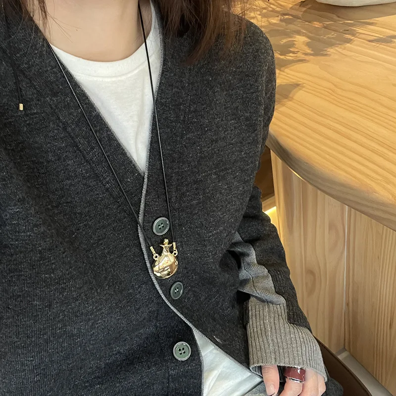 Vintage Metal Water Bottle Pendant Necklace for Women Girls Adjustable Wax Rope Sweater Chain Fashion Jewelry Accessories