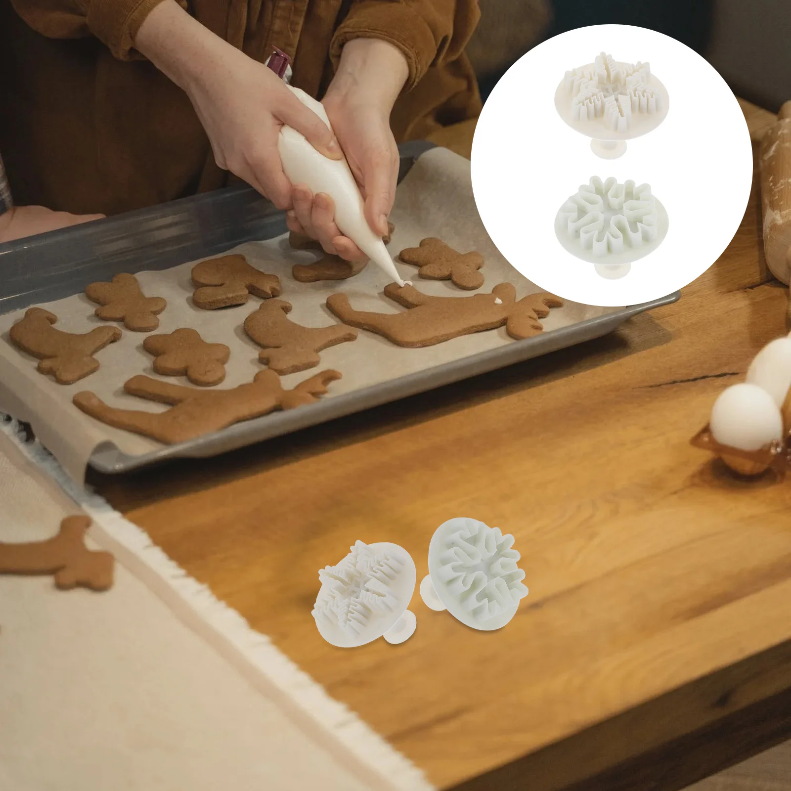 

9Pcs Snowflake Cookie Molds Christmas Baking Tools Biscuits Pressing Molds DIY Baking Supplies Biscuits Cutters