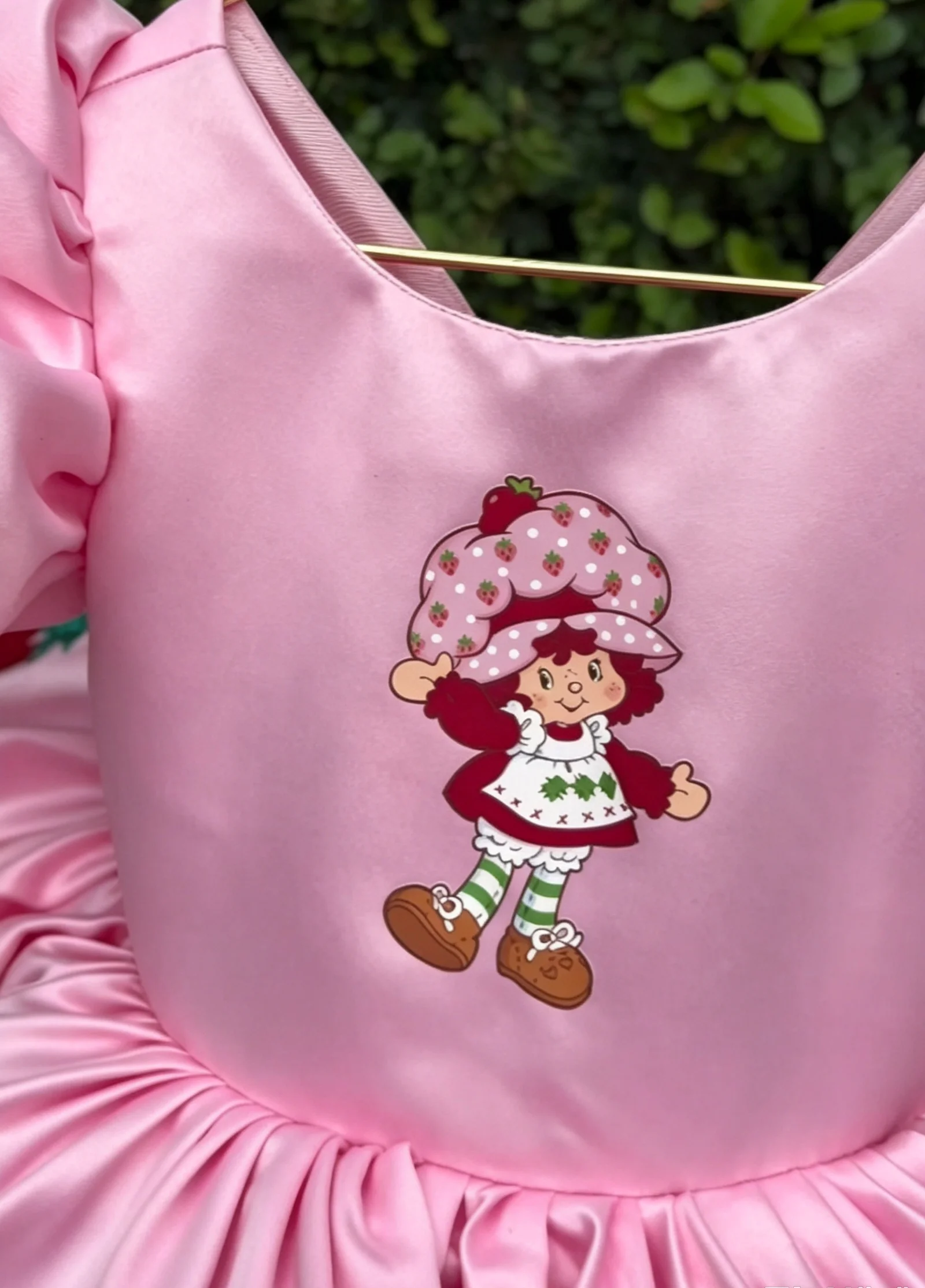 Sweet Pink Satin Baby Girl Lolita Dress Strawberry Cartoon Embroidery for Birthday Party Wedding Holiday Photography B669