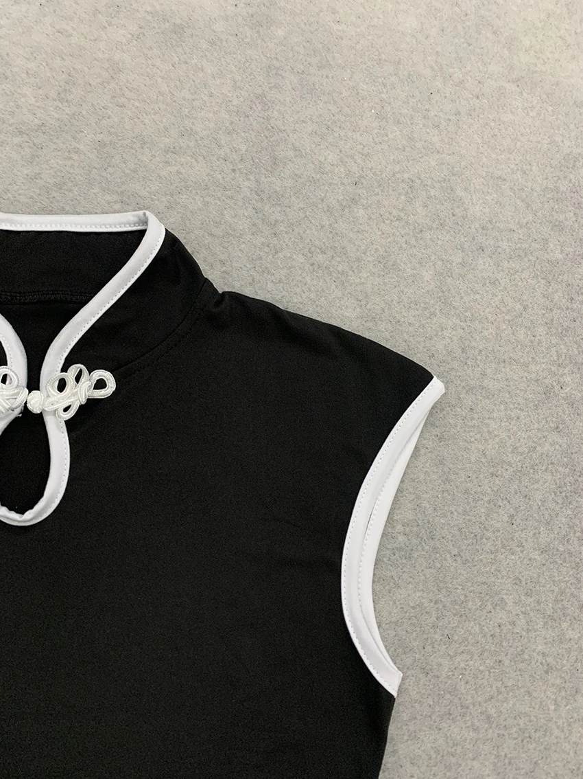 Retro-Chinesischer Stil Damen-Bluse mit Stehkragen, Ärmellos, Froschknopfverschluss, Kontrastbesatz, Schmale Passform, Kurzes Qipao, Alltagsbluse – Detail 11