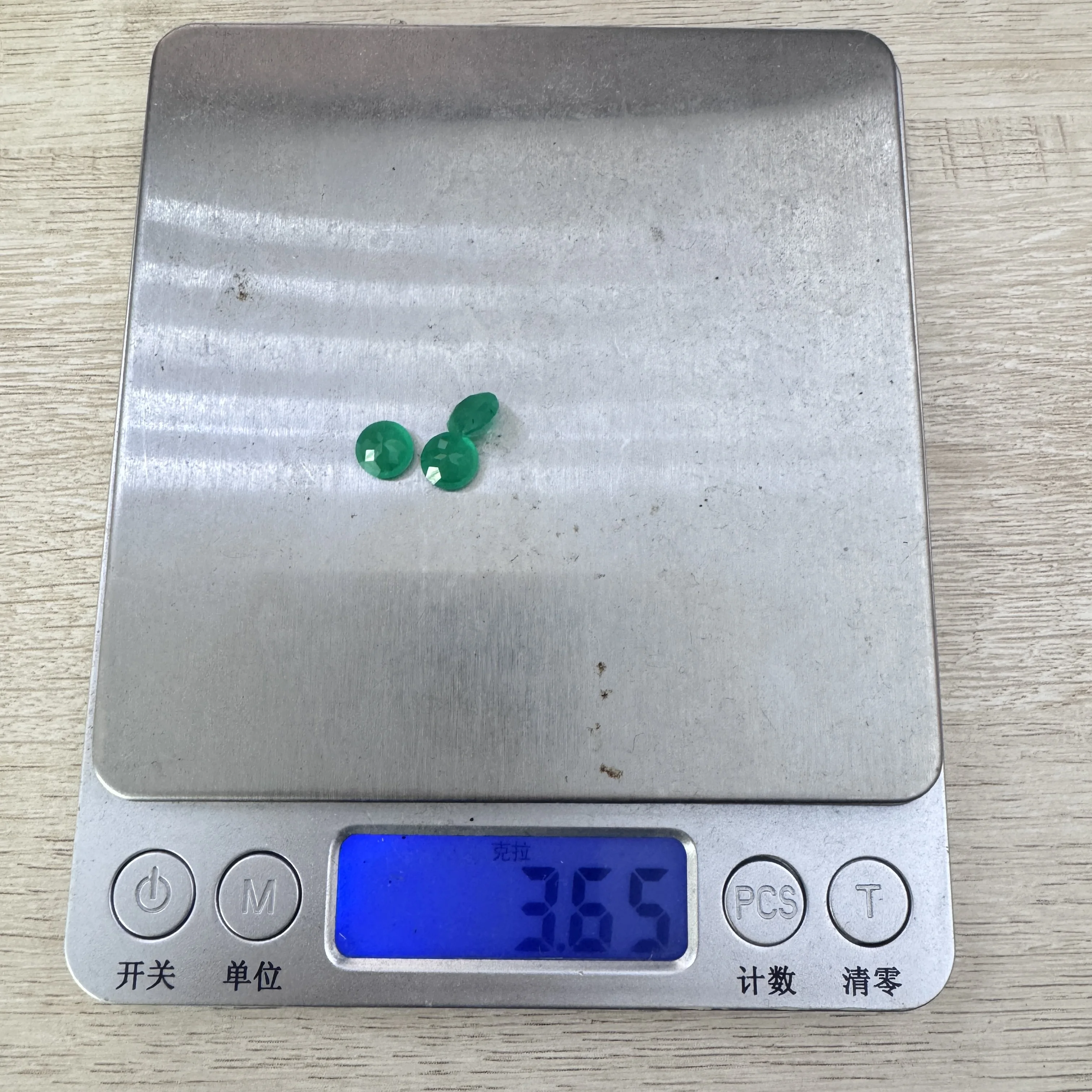 

lab grown emerald for jesuslopez112345 user