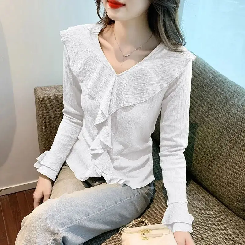 

Spring New French Ruffles Shirt Women Vintage Light Ripe Wind Temperament V-neck Pagoda Sleeve Long Sleeved Solid Color Tops