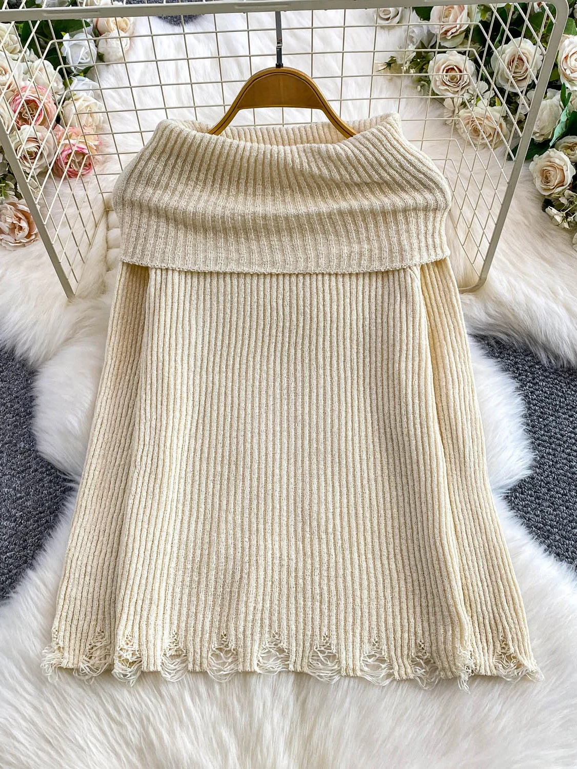 سترة نسائية محبوكة ذات ملمس عالي الجودة مقاس صغير قابلة للتنحيف ذات مظهر واحد سترة منسوجة بطبقة أساسية