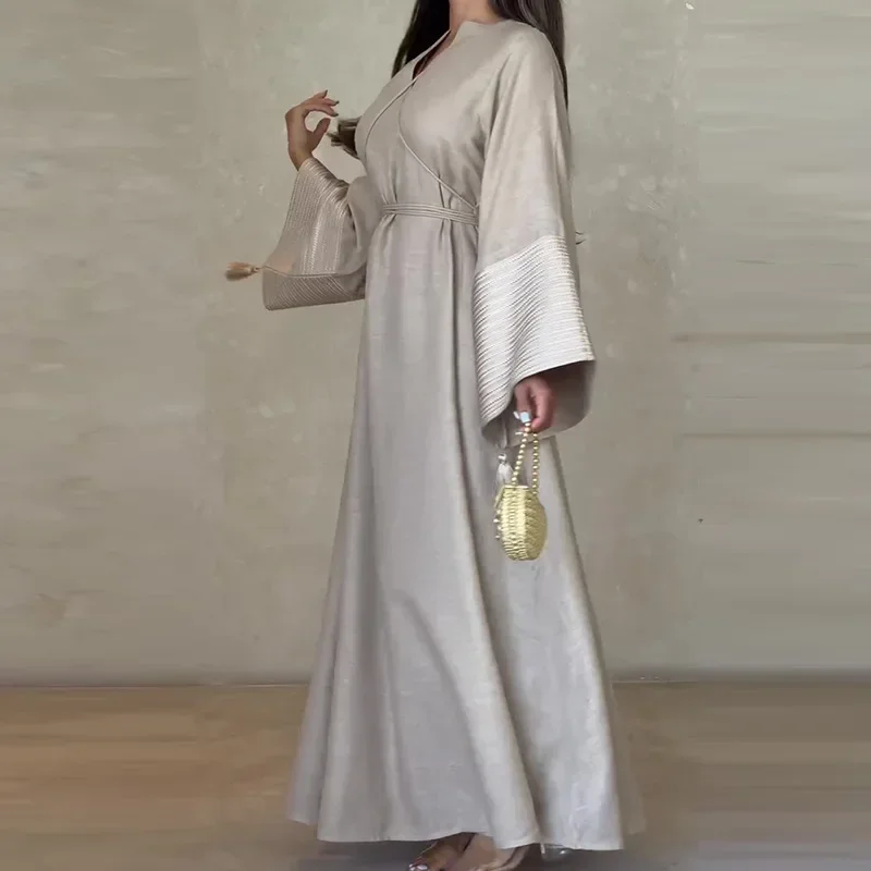 Women\'s Autumn New Solid Color Flared Sleeve Long Sleeve Slimming Long Dress Fashion Casual Loose Pullover Long Skirt Vestidos