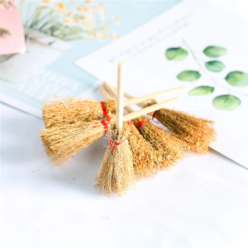 1/3/6pcs Mini Broom Witch Straw Brooms DIY Hanging Ornaments for Halloween Party Decoration Costume Props Dollhouse Accessories