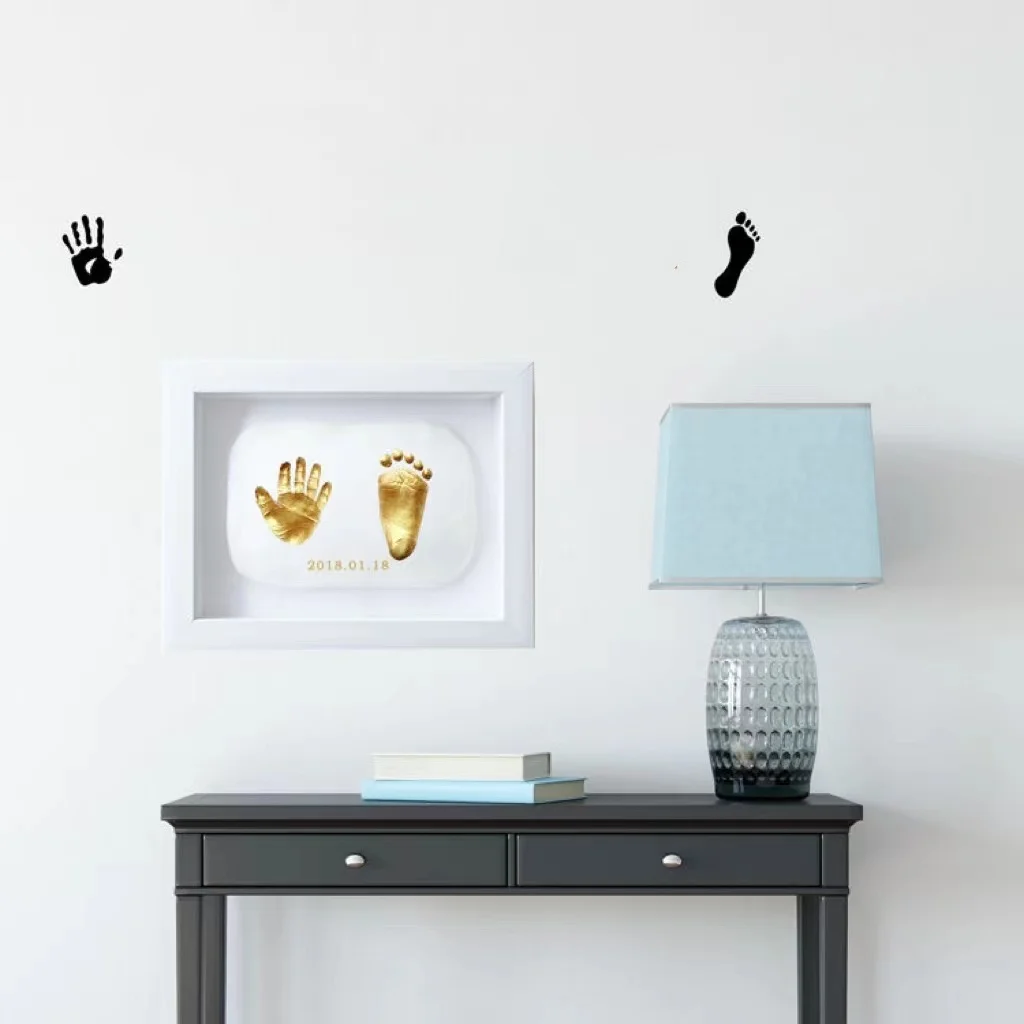 Baby Footprints Handprint Ink Pads with Frame 2022 Safe Non-toxic Inkpad Kit Baby Shower Memory Set Newborn Imprint Inkpad Gift