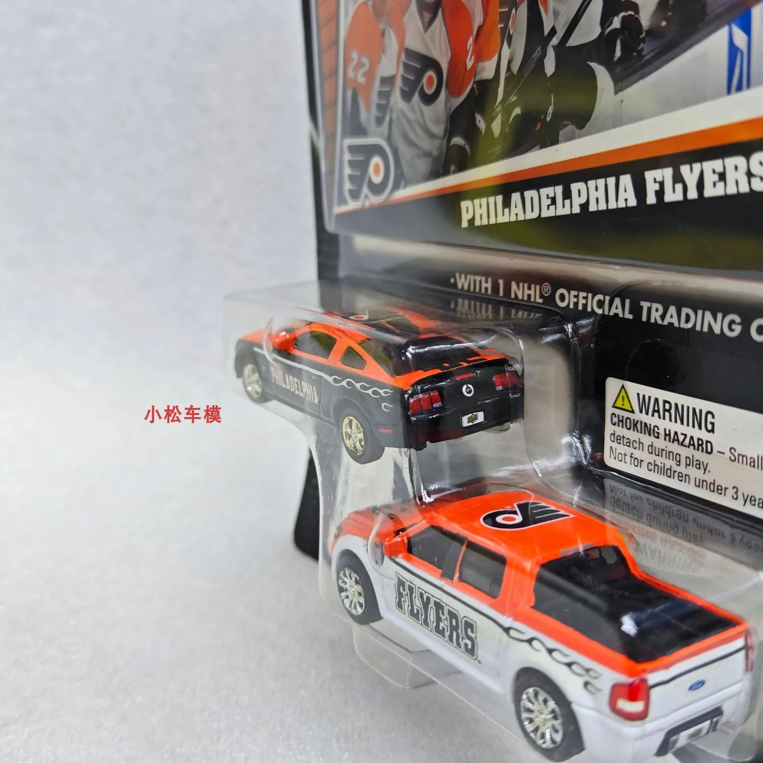 

NHL 1:64 HOME&ROAD Ford Mustang GT & Frod SVT Adrenalin Сплав Мини-модель автомобиля Моделирование Коллекция Дисплей Игрушка в подарок