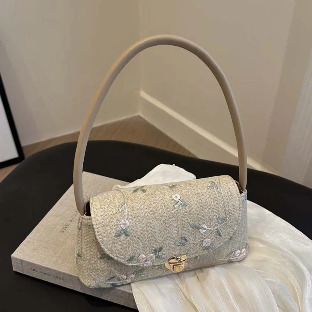 

Flip Bag Elegant Grass Woven Shoulder Bag Large Capacity Beige Lace Woven Underarm Bag Khaki Embroidery Handbag School