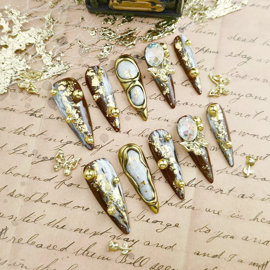 

Накладные ногти ручной работы, накладные ногти ручной работы, 10 шт., черные с искусственными ногтями из золотой фольги, длинные ногти, искусственные ногти.