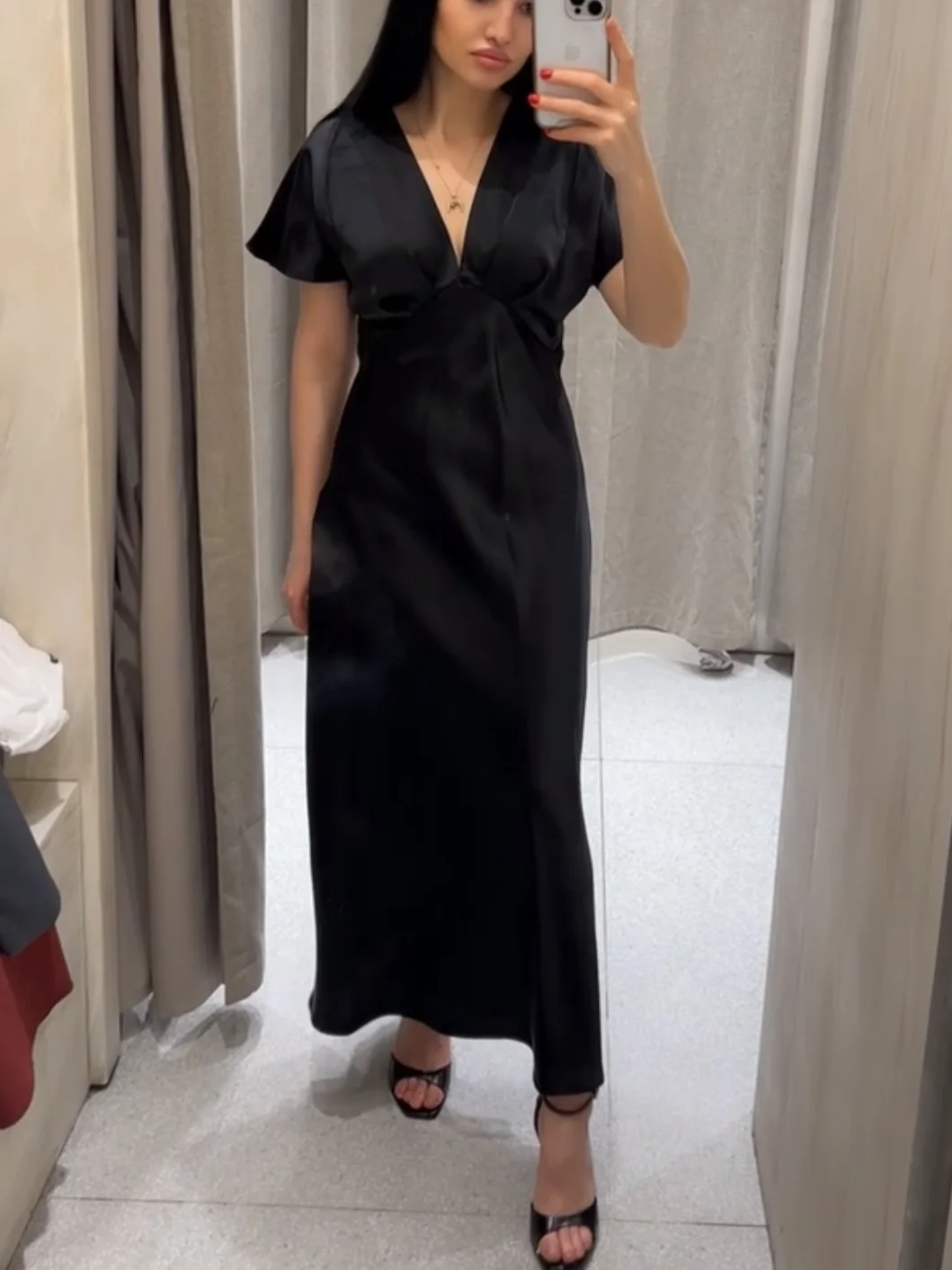 Sexy V-neck satin long skirt female V-neck short-sleeved straight dress fashionable summer elegant party dress
