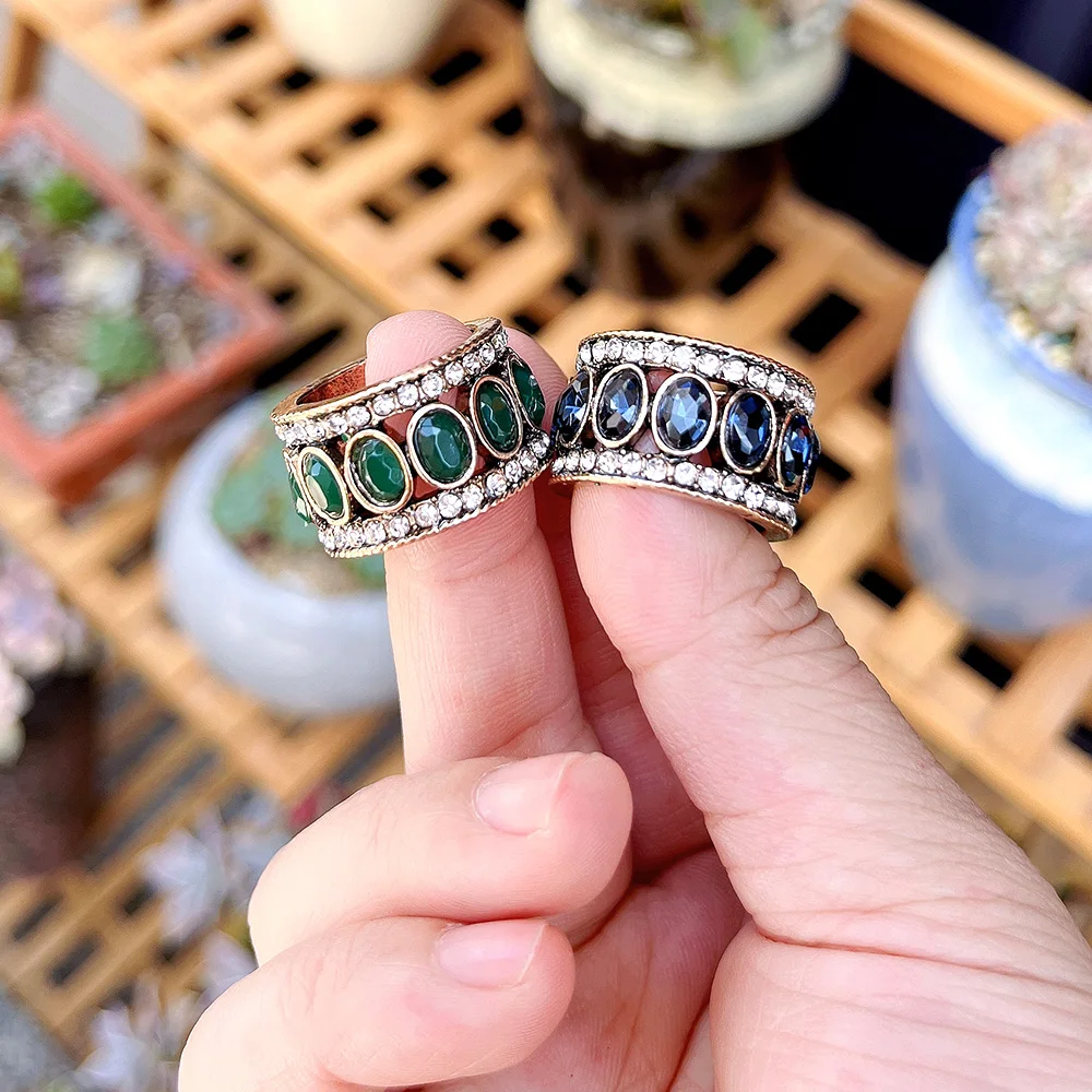 Vintage Turkish Finger Rings Women Round Oval Resin Crystal Caesar Ring Antique Gold Color Ethnic Men Wedding Jewelry Crown Ring