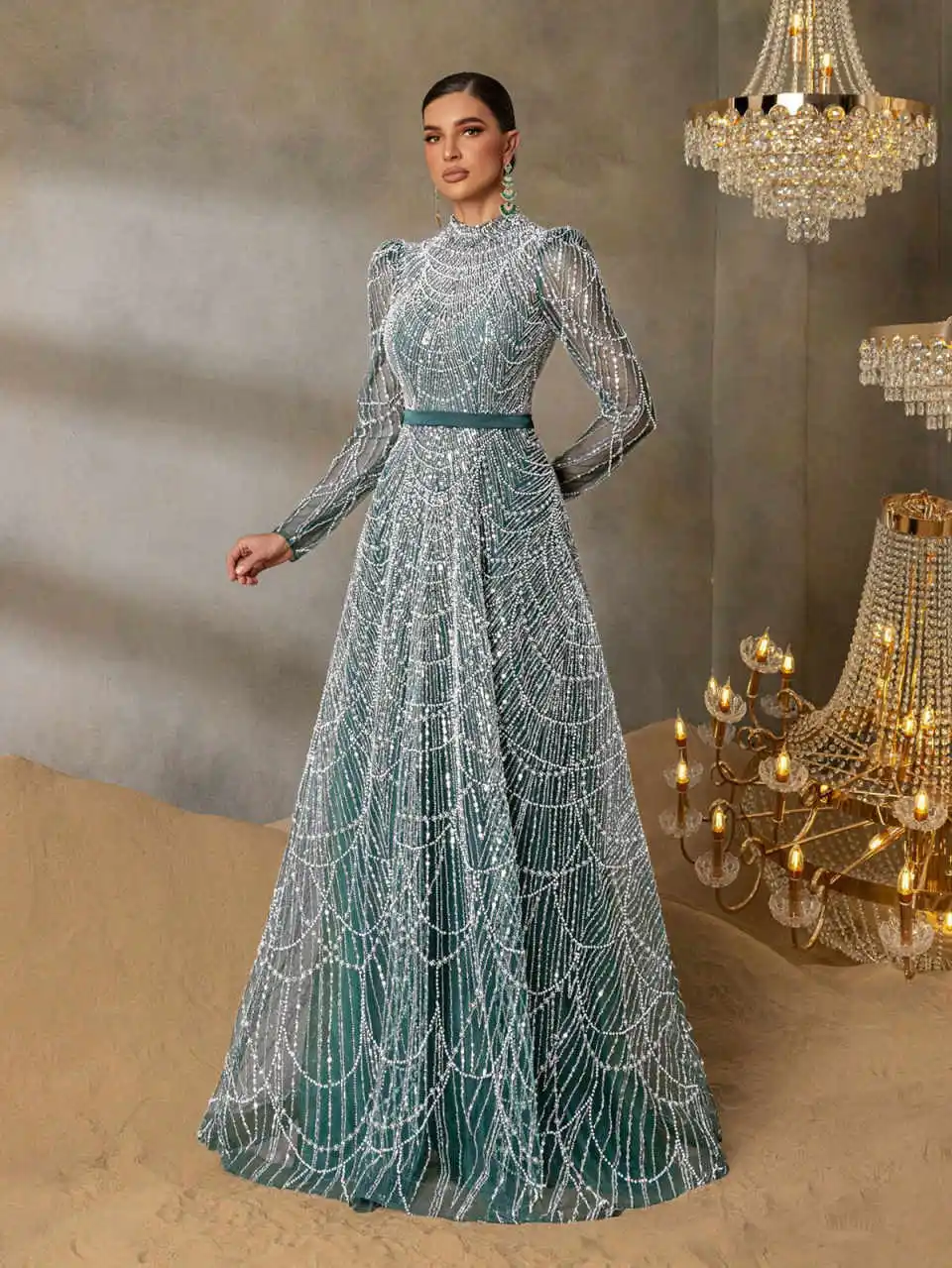 فستان سهرة أنيق بأكمام طويلة ورقبة عالية وخرز لؤلؤي شرابة على شكل حرف a فساتين رسمية لحفلات الزفاف حسب الطلب