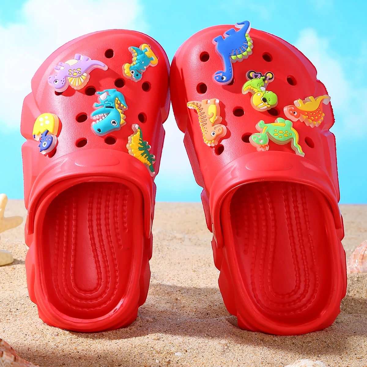 Atmungsaktive Freizeit-Clogs für Jungen mit leuchtender Cartoon-Dinosaurier-Dekoration, leichte Clogs für Dusche, Strand und Pool 3057 – Detail 32
