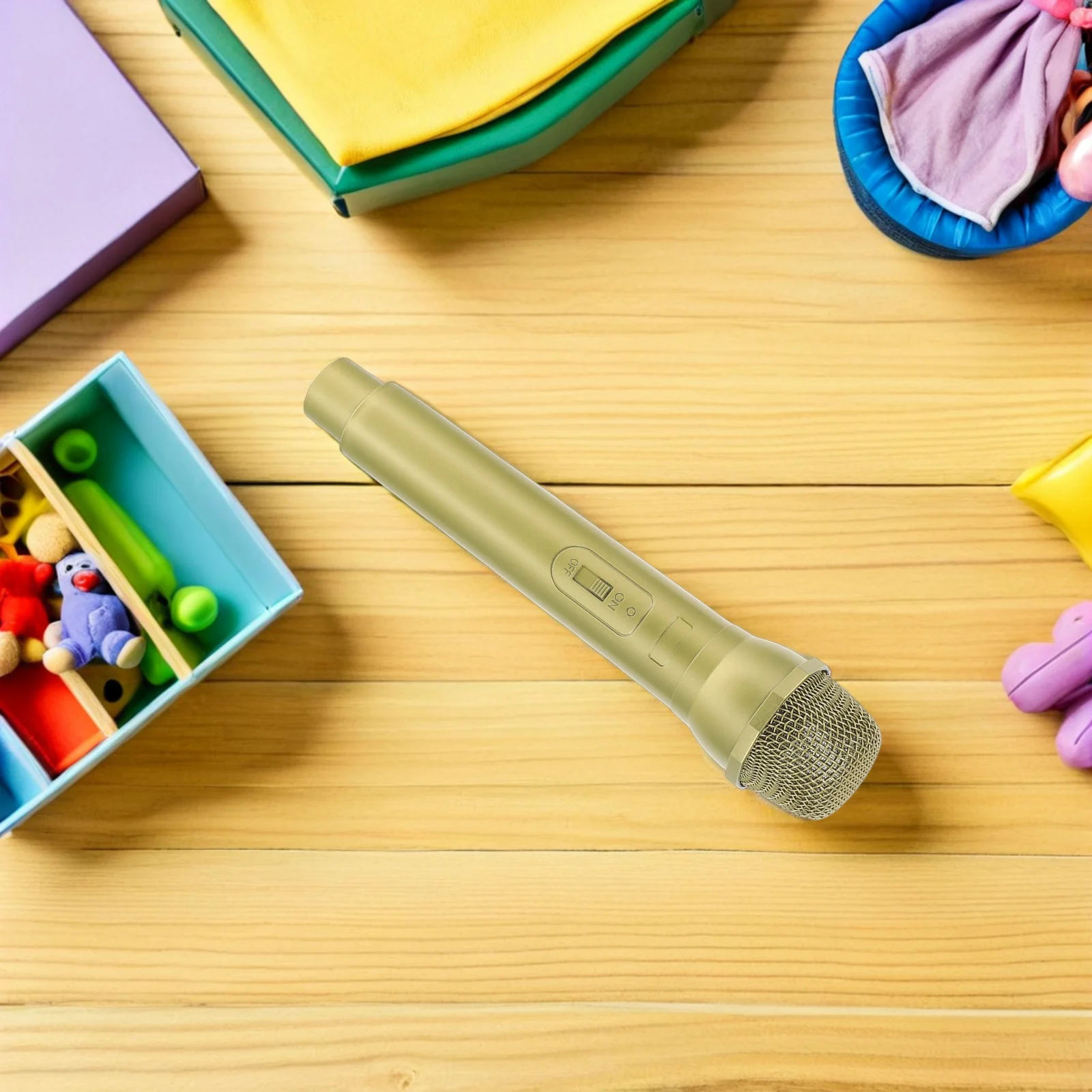 

2pcs Golden Microphone Prop Fake Microphone Prop Set For Kids Pretend Play Music Party Favors Halloween Costume Stage Decor