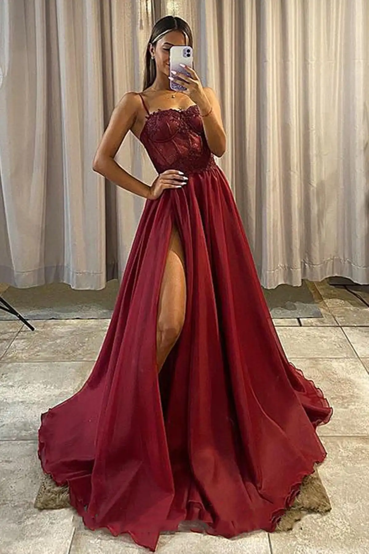 Sparkly Glitters Tulle Evening Dresses Sparkly Spaghetti Strap Sweetheart Illusion A Line with Slit Long Prom Gowns Formal Party