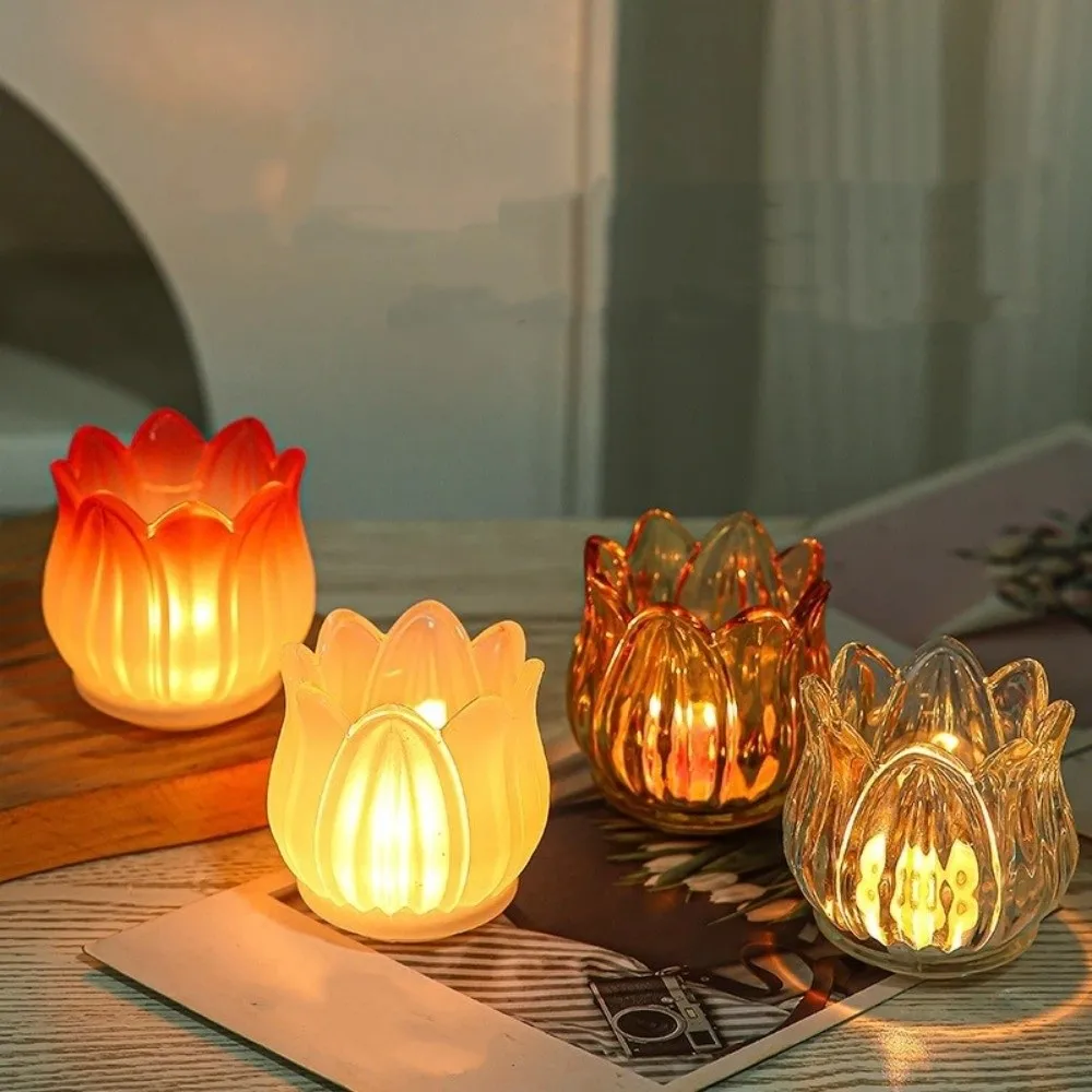 

2PCS Vintage Tulip Shaped Candle Holder Mini Romantic Glass Candle Holder Ornament Clear Candlestick Holder Household