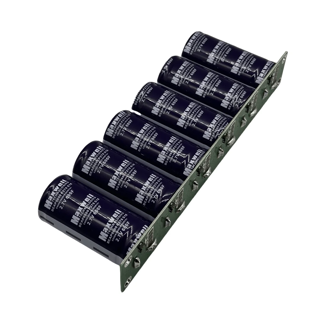 16V100F مكثف صوت السيارة ماكسويل، وحدة مكثف فاراد فائقة الجهد المستقر والوقود المحفوظ 2.7V600F سعة كبيرة