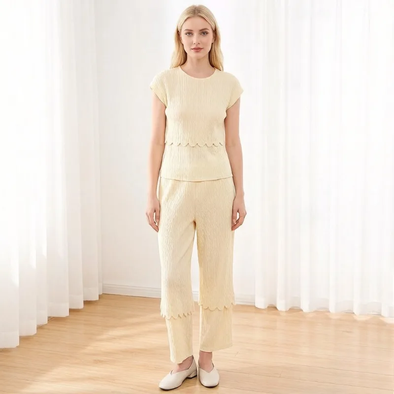 

Miyake Pleated 2026 New Solid Color Lace Double Layer Casual Suit for Women, Loose Two-Piece Set Versatile and Comfortable Pleat
